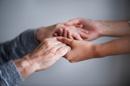 Intervento di ascolto emotivo/relazionale del caregiver familiare, pronto il calendario del primo semestre 2025 Intervento di ascolto emotivo/relazionale del caregiver familiare, pronto il calendario del primo semestre 2025